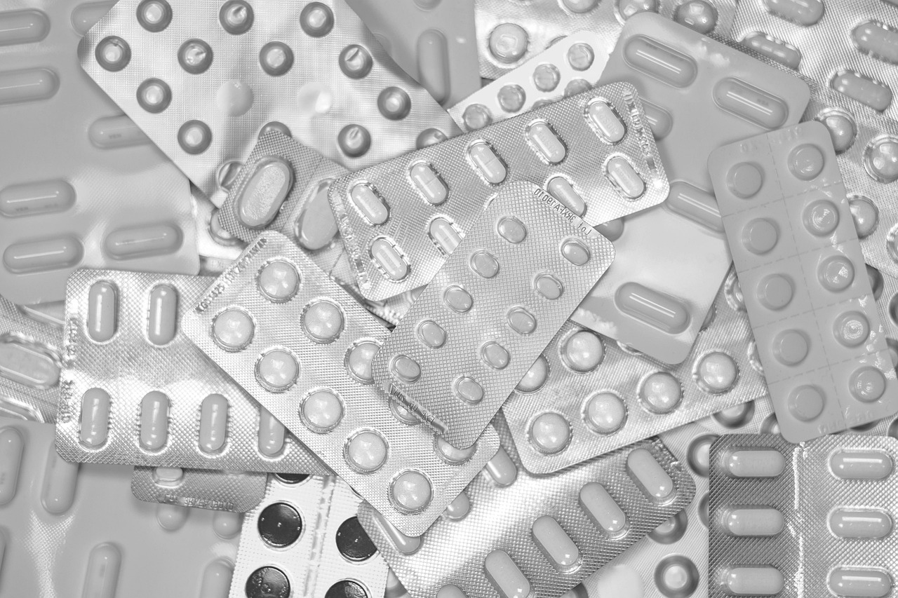 ブリスターパックに入った錠剤の医薬品